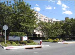 Grand Cove in Edgewater, New Jersey
